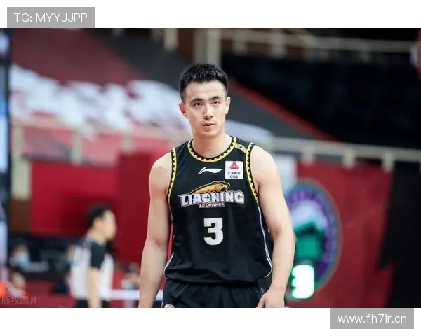 [CBA]赵继伟晃开防守 转身强投三分命中.